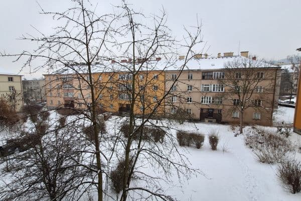 1 bedroom with open-plan kitchen flat to rent, 45 m², Na Popluží, Ústí nad Labem 1 bedroom with open-plan kitchen flat to rent, 45 m², Na Popluží, Ústí nad Labem