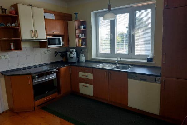 3 bedroom flat to rent, 80 m², Úprkova, Hradec Králové 3 bedroom flat to rent, 80 m², Úprkova, Hradec Králové