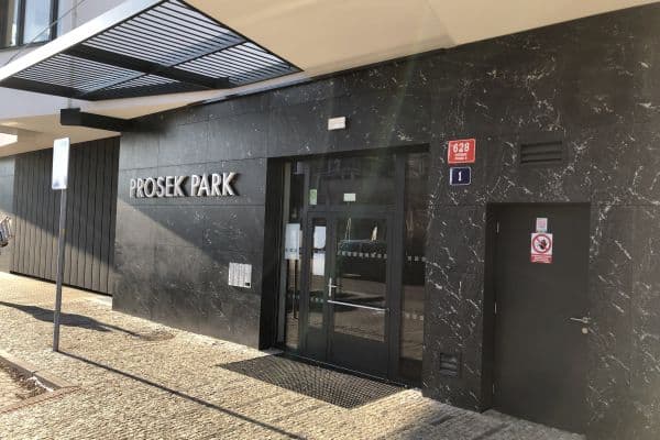 1 bedroom with open-plan kitchen flat to rent, 53 m², Makedonská, Praha 1 bedroom with open-plan kitchen flat to rent, 53 m², Makedonská, Praha