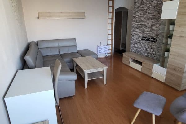 2 bedroom with open-plan kitchen flat to rent, 77 m², Prusíkova, Praha 2 bedroom with open-plan kitchen flat to rent, 77 m², Prusíkova, Praha