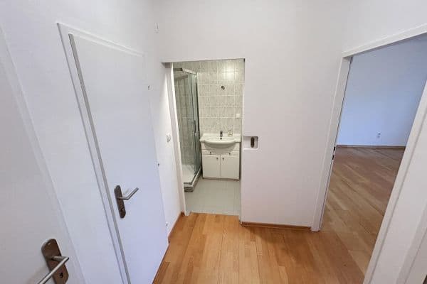 2 bedroom flat to rent, 48 m², Anningerstrasse 32, Mödling 2 bedroom flat to rent, 48 m², Anningerstrasse 32, Mödling