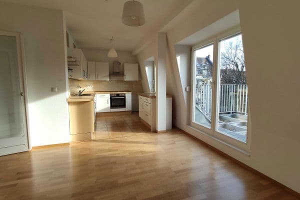 4 bedroom flat to rent, 114 m², Karlsruhe 4 bedroom flat to rent, 114 m², Karlsruhe