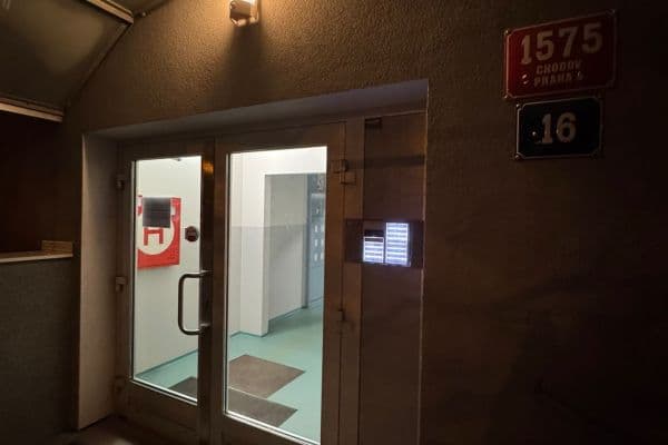 Studio flat to rent, 29 m², Mikulova, Praha Studio flat to rent, 29 m², Mikulova, Praha