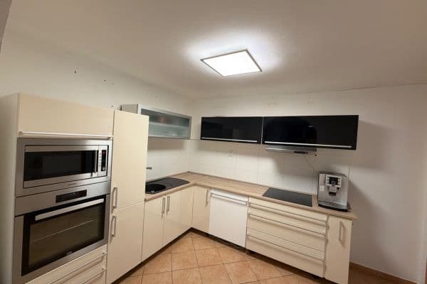 4 bedroom flat to rent, 90 m², Dělnická, Kamenný Újezd 4 bedroom flat to rent, 90 m², Dělnická, Kamenný Újezd