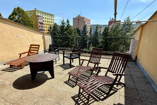 3 bedroom with open-plan kitchen flat to rent, 118 m², U Homolky, Praha 3 bedroom with open-plan kitchen flat to rent, 118 m², U Homolky, Praha