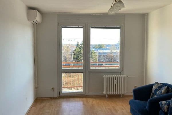 3 bedroom flat to rent, 69 m², Pod Zámečkem, Hradec Králové 3 bedroom flat to rent, 69 m², Pod Zámečkem, Hradec Králové