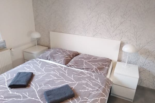 Studio flat to rent, 27 m², Blevice Studio flat to rent, 27 m², Blevice