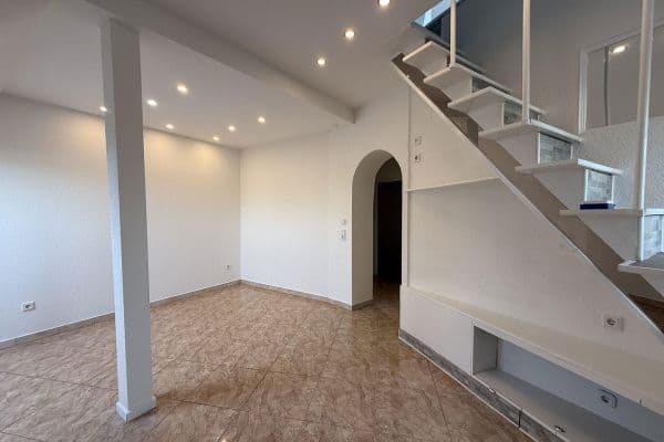 4 bedroom flat to rent, 80 m², Altstadtstraße 25, Leverkusen 4 bedroom flat to rent, 80 m², Altstadtstraße 25, Leverkusen