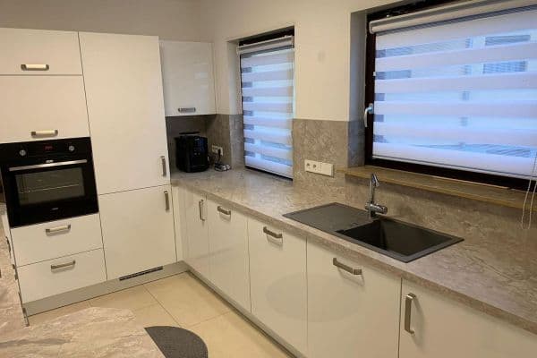 2 bedroom with open-plan kitchen flat to rent, 98 m², Leonberg 2 bedroom with open-plan kitchen flat to rent, 98 m², Leonberg