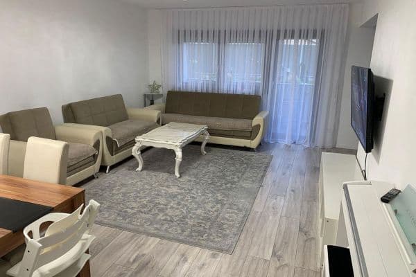 2 bedroom with open-plan kitchen flat to rent, 98 m², Leonberg 2 bedroom with open-plan kitchen flat to rent, 98 m², Leonberg