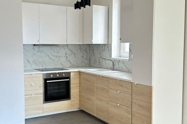 2 bedroom with open-plan kitchen flat to rent, 85 m², Pastevců, Praha 2 bedroom with open-plan kitchen flat to rent, 85 m², Pastevců, Praha