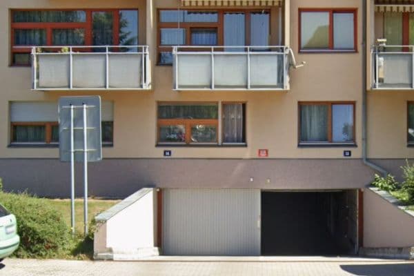 garage to rent, 12 m², Štěpařská, Praha garage to rent, 12 m², Štěpařská, Praha