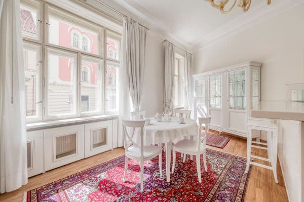 3 bedroom flat to rent, 120 m², Truhlářská, Prague, Prague 3 bedroom flat to rent, 120 m², Truhlářská, Prague, Prague