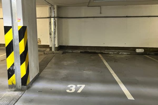 garage to rent, 13 m², Raichlova, Praha garage to rent, 13 m², Raichlova, Praha