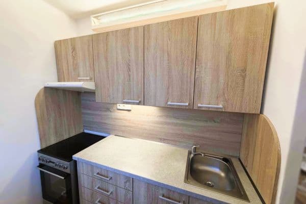 Studio flat to rent, 32 m², Lidická, Pardubice, Pardubický Region Studio flat to rent, 32 m², Lidická, Pardubice, Pardubický Region