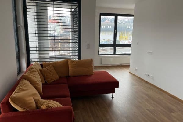 Studio flat to rent, 38 m², Závišova, Praha Studio flat to rent, 38 m², Závišova, Praha