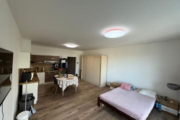 Studio flat to rent, 45 m², Okružní, Jihlava, Vysočina Region Studio flat to rent, 45 m², Okružní, Jihlava, Vysočina Region