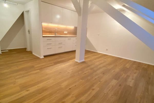 2 bedroom with open-plan kitchen flat to rent, 81 m², Kubelíkova, Praha 2 bedroom with open-plan kitchen flat to rent, 81 m², Kubelíkova, Praha