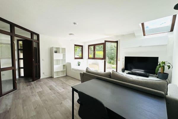 Studio flat to rent, 40 m², Im Oberen Kienle 71, Stuttgart, Baden-Württemberg Studio flat to rent, 40 m², Im Oberen Kienle 71, Stuttgart, Baden-Württemberg