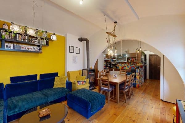 3 bedroom with open-plan kitchen flat to rent, 92 m², Sokolovská, Praha 3 bedroom with open-plan kitchen flat to rent, 92 m², Sokolovská, Praha