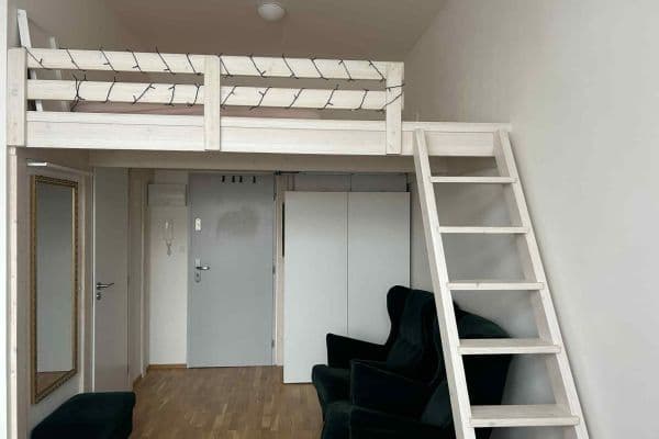 Studio flat to rent, 27 m², Parléřova, Praha Studio flat to rent, 27 m², Parléřova, Praha