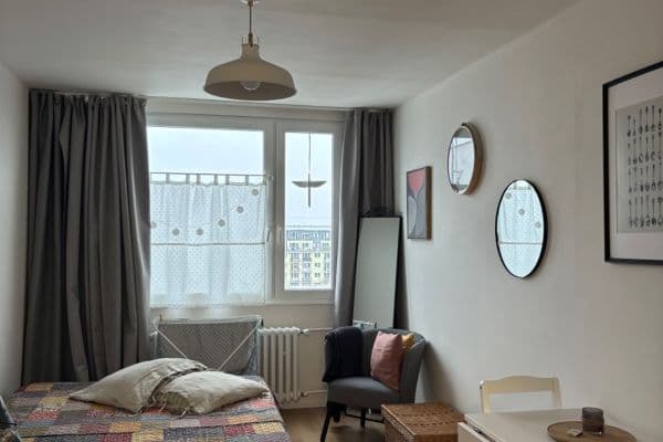 Studio flat to rent, 33 m², Čenětická, Praha Studio flat to rent, 33 m², Čenětická, Praha