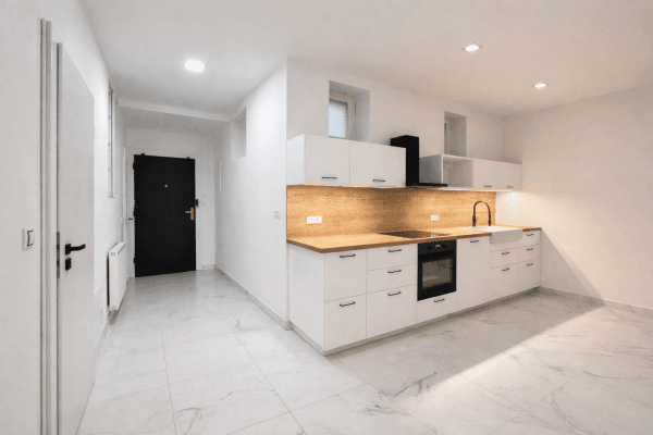 3 bedroom flat for sale, 75 m², 5. května, Praha 3 bedroom flat for sale, 75 m², 5. května, Praha