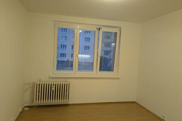 Studio flat to rent, 27 m², Na Groši, Praha Studio flat to rent, 27 m², Na Groši, Praha