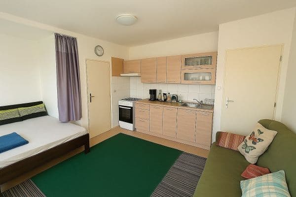 Studio flat to rent, 30 m², Ostravská, Kladno Studio flat to rent, 30 m², Ostravská, Kladno