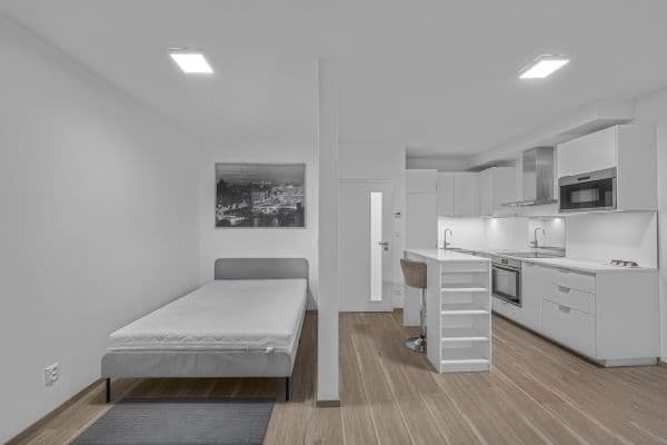 Studio flat to rent, 36 m², Zámečnická, Nymburk Studio flat to rent, 36 m², Zámečnická, Nymburk