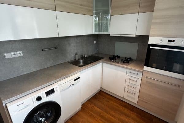 2 bedroom flat to rent, 53 m², Hřibská, Praha 2 bedroom flat to rent, 53 m², Hřibská, Praha