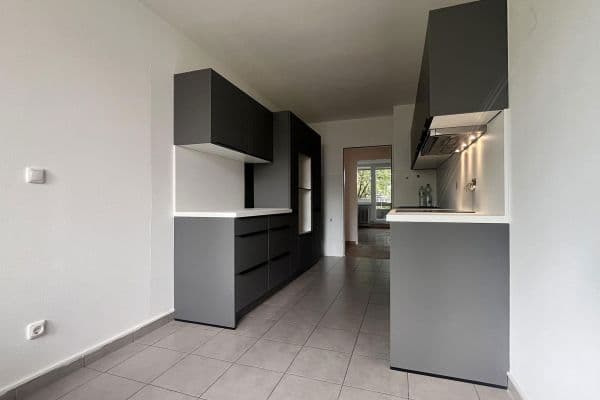 3 bedroom flat to rent, 86 m², Korbinianstraße 12, Ismaning, Bavaria 3 bedroom flat to rent, 86 m², Korbinianstraße 12, Ismaning, Bavaria