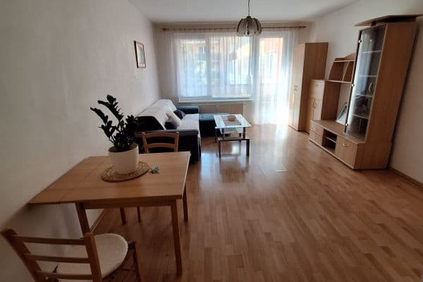 1 bedroom with open-plan kitchen flat to rent, 50 m², Werichova, Prague, Prague 1 bedroom with open-plan kitchen flat to rent, 50 m², Werichova, Prague, Prague