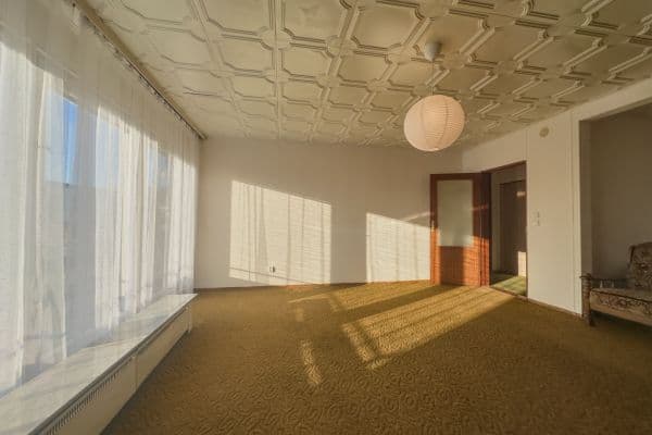 4 bedroom flat to rent, 100 m², Písčitá, Praha 4 bedroom flat to rent, 100 m², Písčitá, Praha