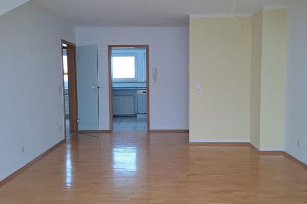 3 bedroom flat to rent, 77 m², Adelsdorf 3 bedroom flat to rent, 77 m², Adelsdorf