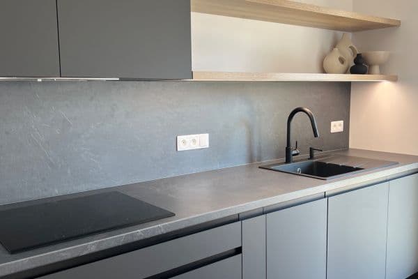 2 bedroom with open-plan kitchen flat to rent, 99 m², Pavla Beneše, Praha 2 bedroom with open-plan kitchen flat to rent, 99 m², Pavla Beneše, Praha