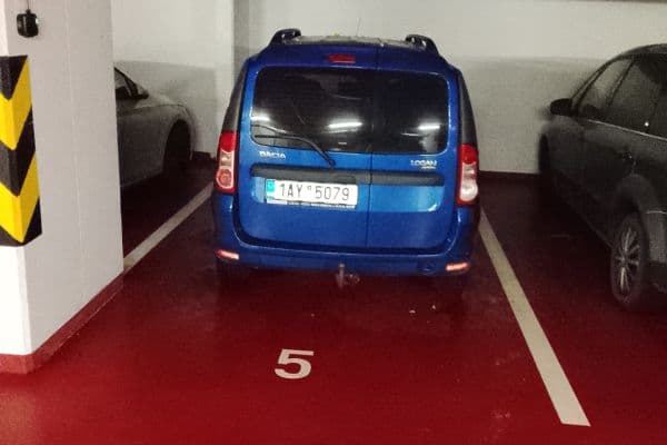 garage to rent, 15 m², Pelušková, Praha garage to rent, 15 m², Pelušková, Praha