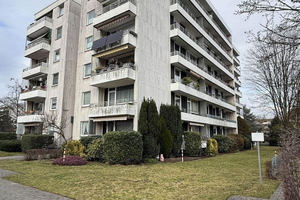 3 bedroom flat to rent, 93 m², Hilden 3 bedroom flat to rent, 93 m², Hilden