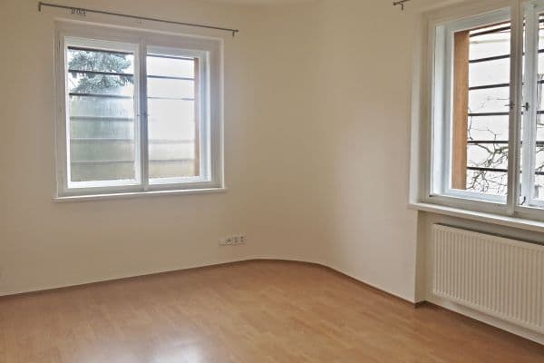 Studio flat to rent, 25 m², Na Cihlářce, Praha Studio flat to rent, 25 m², Na Cihlářce, Praha