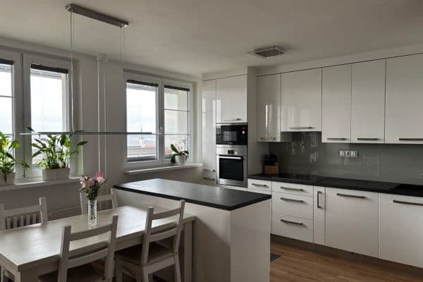 2 bedroom with open-plan kitchen flat for sale, 78 m², Galandova, Praha 2 bedroom with open-plan kitchen flat for sale, 78 m², Galandova, Praha