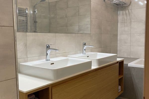 3 bedroom with open-plan kitchen flat for sale, 132 m², Sokolovská, Praha 3 bedroom with open-plan kitchen flat for sale, 132 m², Sokolovská, Praha