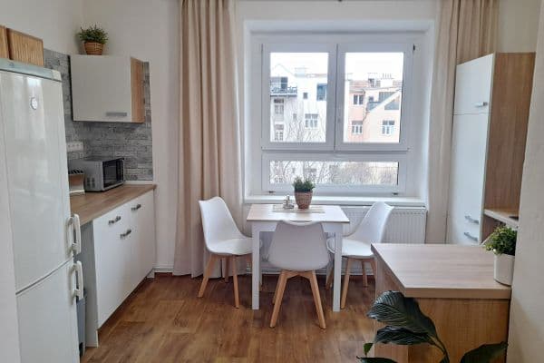 2 bedroom with open-plan kitchen flat to rent, 65 m², Pešinova, Brno 2 bedroom with open-plan kitchen flat to rent, 65 m², Pešinova, Brno