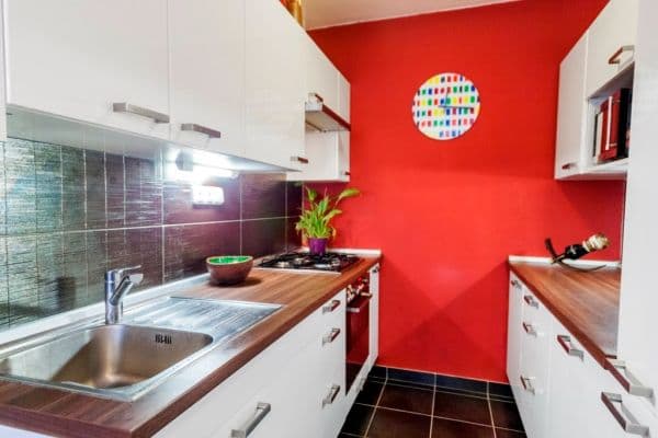 1 bedroom with open-plan kitchen flat to rent, 42 m², Na Vrších, Praha 1 bedroom with open-plan kitchen flat to rent, 42 m², Na Vrších, Praha