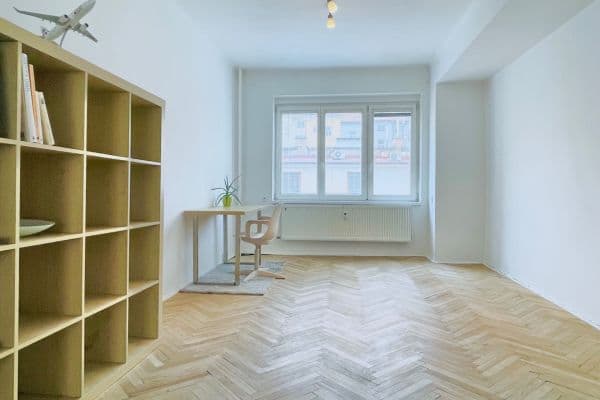 2 bedroom flat to rent, 54 m², Slezská, Praha 2 bedroom flat to rent, 54 m², Slezská, Praha