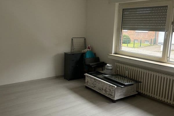 1 bedroom with open-plan kitchen flat to rent, 63 m², Oberhausen, North Rhine-Westphalia 1 bedroom with open-plan kitchen flat to rent, 63 m², Oberhausen, North Rhine-Westphalia