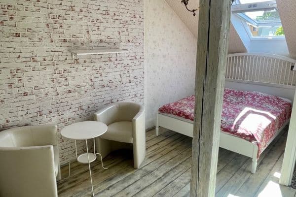 Studio flat to rent, 30 m², Lublaňská, Praha Studio flat to rent, 30 m², Lublaňská, Praha