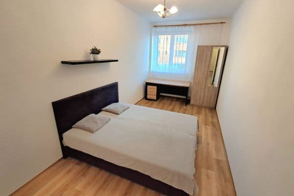 2 bedroom flat to rent, 53 m², Za Zelenou Liškou, Praha 2 bedroom flat to rent, 53 m², Za Zelenou Liškou, Praha