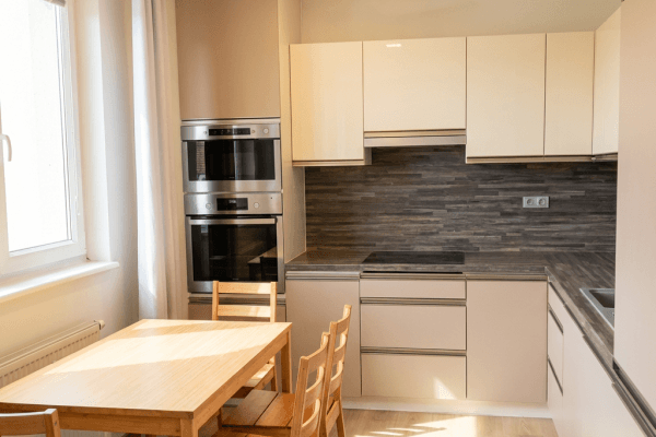 2 bedroom with open-plan kitchen flat to rent, 91 m², Horova, Karlovy Vary, Karlovarský Region 2 bedroom with open-plan kitchen flat to rent, 91 m², Horova, Karlovy Vary, Karlovarský Region