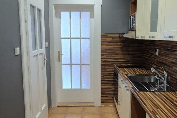 Studio flat for sale, 37 m², Prouzova, Praha Studio flat for sale, 37 m², Prouzova, Praha