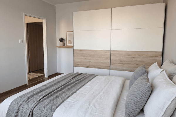 3 bedroom flat to rent, 85 m², Wassermannova, Praha 3 bedroom flat to rent, 85 m², Wassermannova, Praha